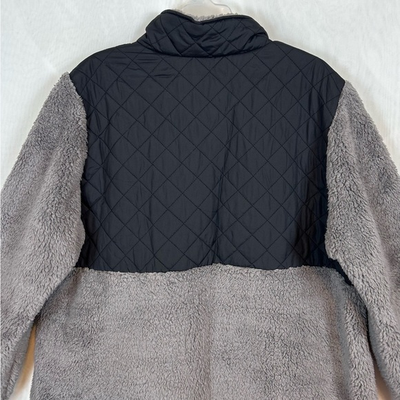 NWT Steve Madden Women’s 1X Quilted Fleece Black and Gray Jacket - Picture 11 of 12